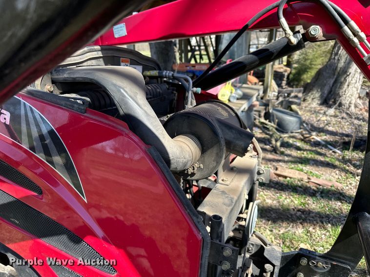 image for item DQ6453 2011 Mahindra  5010 HST MFWD tractor