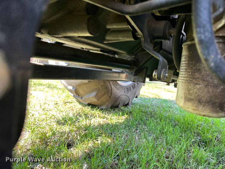 image for item DQ6453 2011 Mahindra  5010 HST MFWD tractor