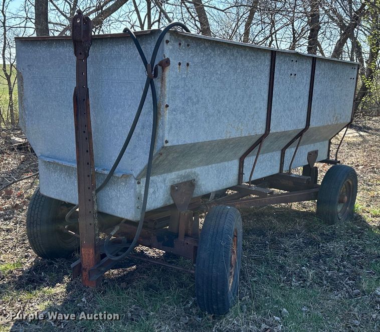 image for item DQ6455 Dump wagon