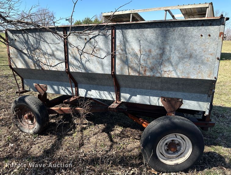 image for item DQ6455 Dump wagon