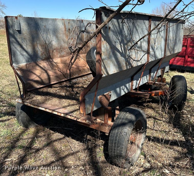 image for item DQ6455 Dump wagon