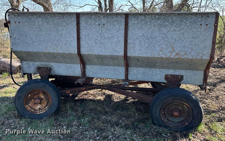 image for item DQ6455 Dump wagon