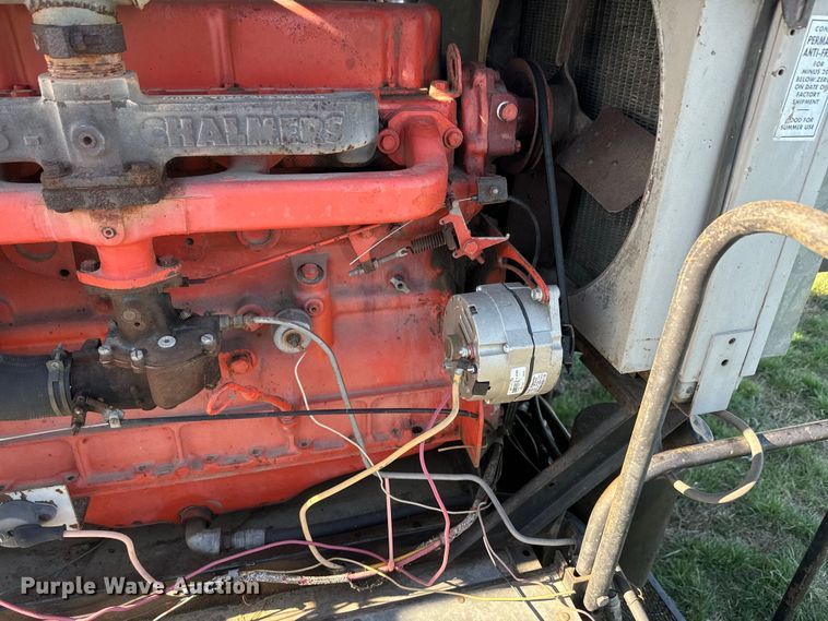 image for item DQ6752 Gleaner G combine