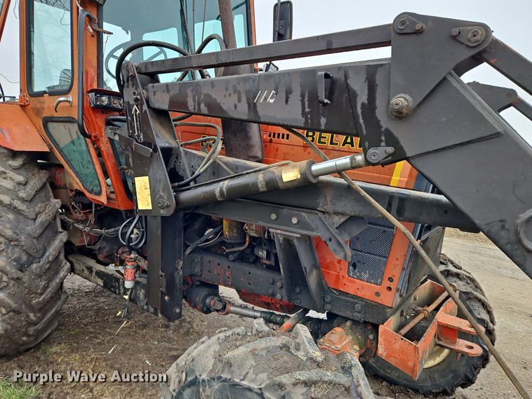 image for item DR8541 1990 Belarus 822 MFWD tractor