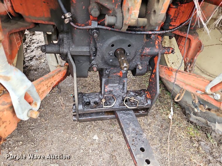 image for item DR8541 1990 Belarus 822 MFWD tractor