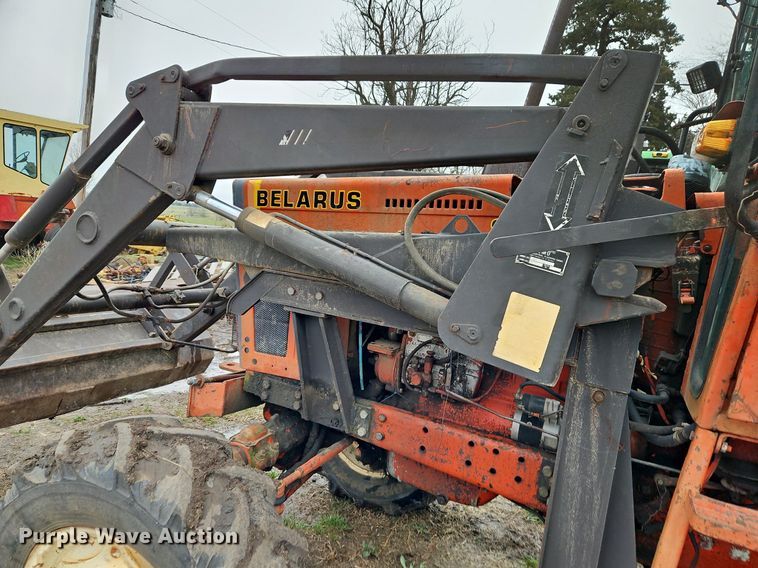 image for item DR8541 1990 Belarus 822 MFWD tractor