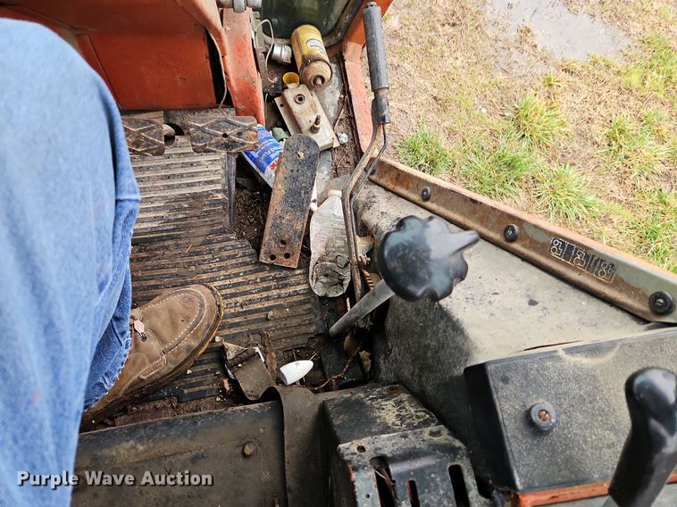 image for item DR8541 1990 Belarus 822 MFWD tractor