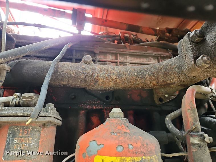 image for item DR8541 1990 Belarus 822 MFWD tractor