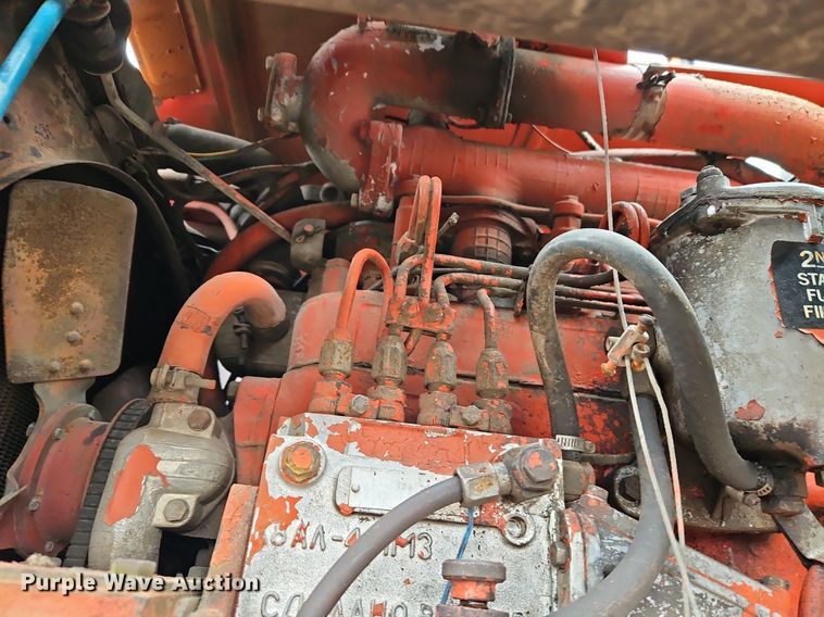 image for item DR8541 1990 Belarus 822 MFWD tractor