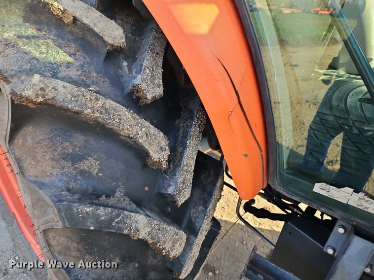 image for item DR8543 Kubota  M9540 MFWD tractor