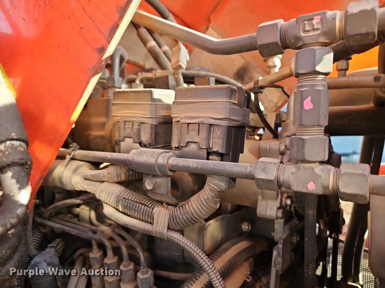 image for item DR8543 Kubota  M9540 MFWD tractor