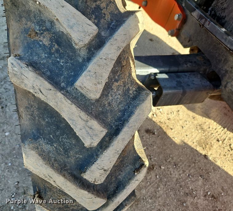 image for item DR8543 Kubota  M9540 MFWD tractor