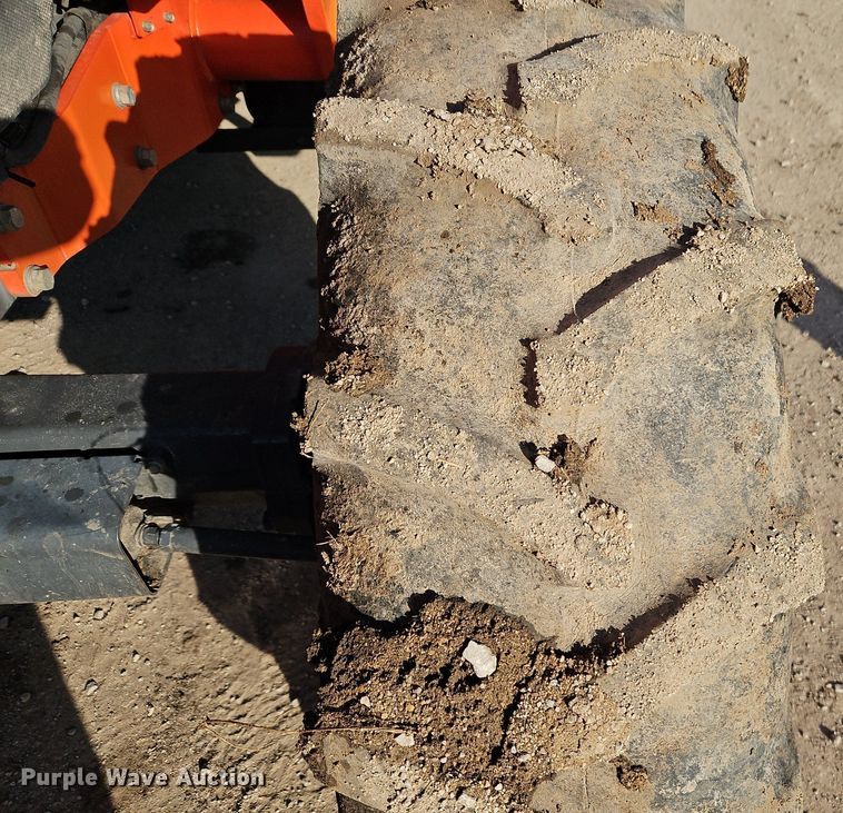 image for item DR8543 Kubota  M9540 MFWD tractor