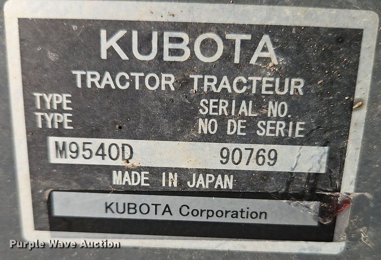 image for item DR8543 Kubota  M9540 MFWD tractor