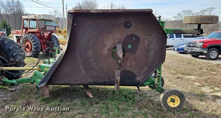 image for item DR8549 John Deere 1518 batwing rotary mower