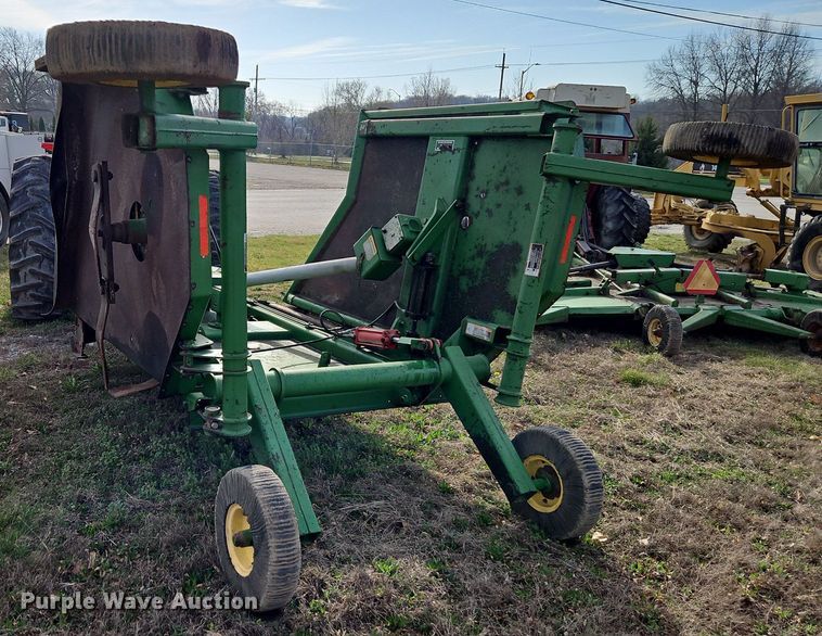 image for item DR8549 John Deere 1518 batwing rotary mower