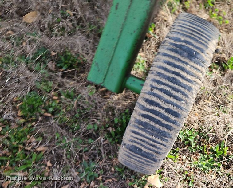 image for item DR8549 John Deere 1518 batwing rotary mower