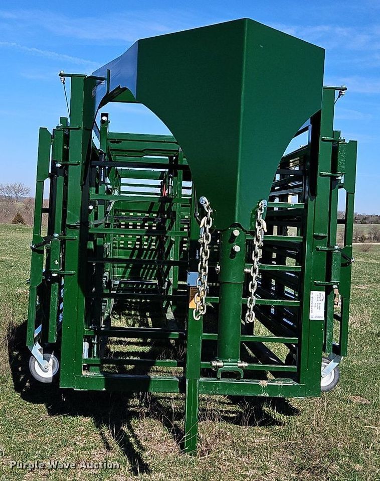 image for item DR8553 2022 Arrowquip HL-PC1000 corral