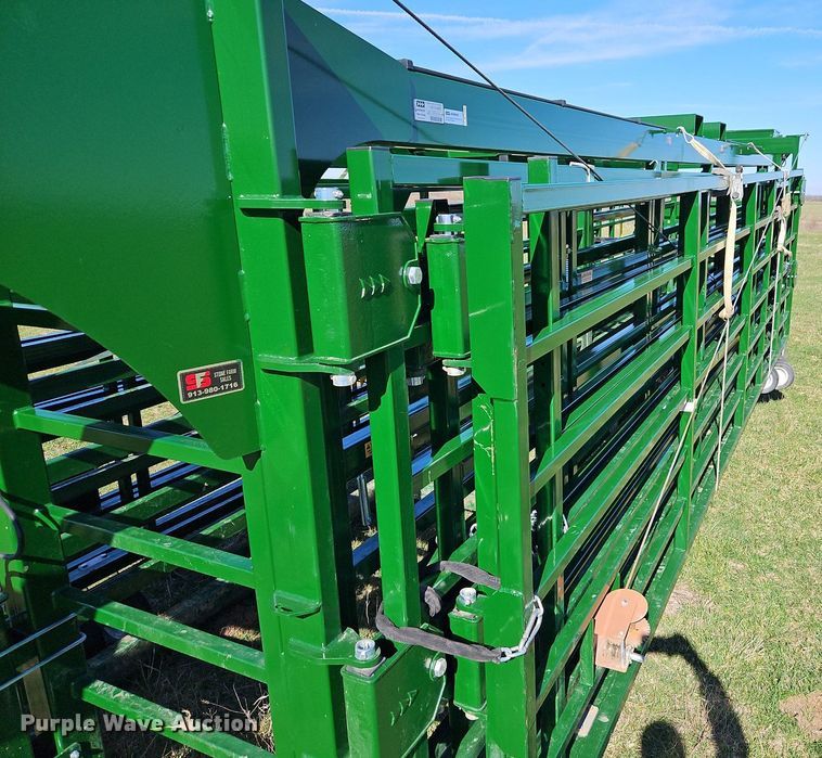 image for item DR8553 2022 Arrowquip HL-PC1000 corral