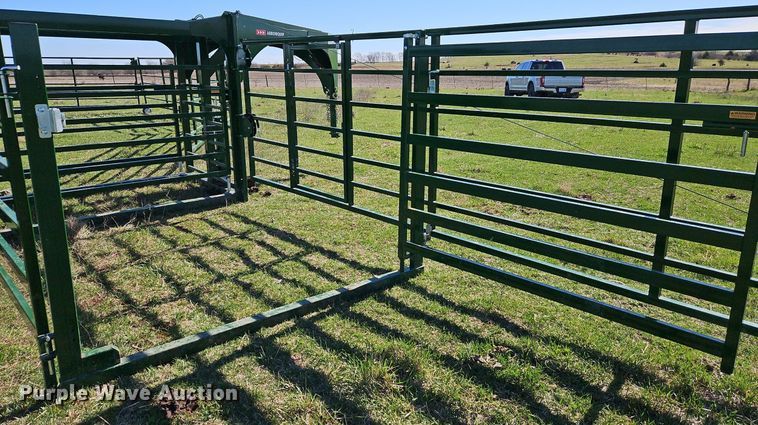 image for item DR8553 2022 Arrowquip HL-PC1000 corral