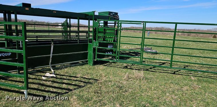 image for item DR8553 2022 Arrowquip HL-PC1000 corral