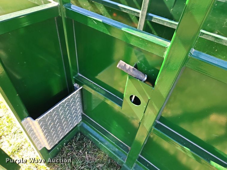 image for item DR8553 2022 Arrowquip HL-PC1000 corral