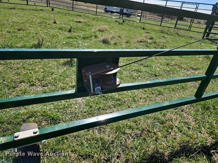 image for item DR8553 2022 Arrowquip HL-PC1000 corral