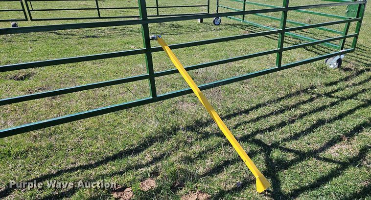 image for item DR8553 2022 Arrowquip HL-PC1000 corral