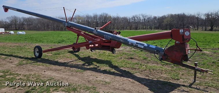 image for item DR8560 Grain King S2750 auger