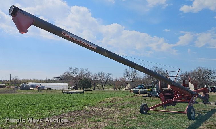 image for item DR8560 Grain King S2750 auger