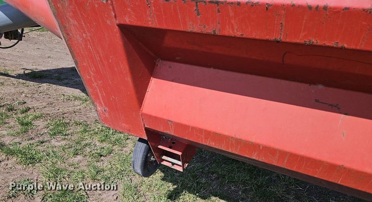 image for item DR8560 Grain King S2750 auger