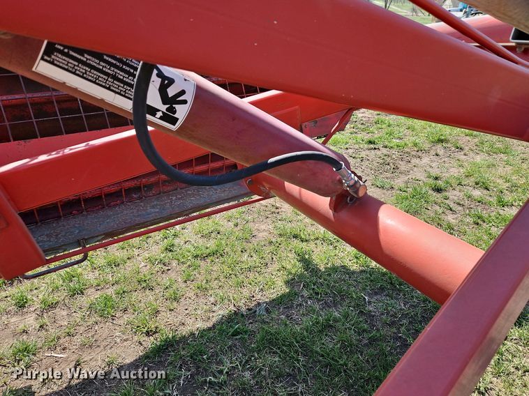 image for item DR8560 Grain King S2750 auger