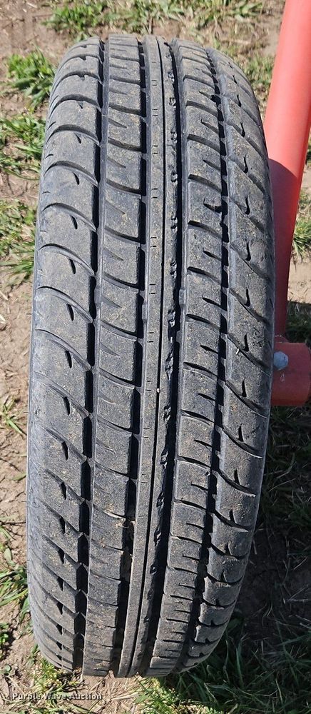 image for item DR8560 Grain King S2750 auger