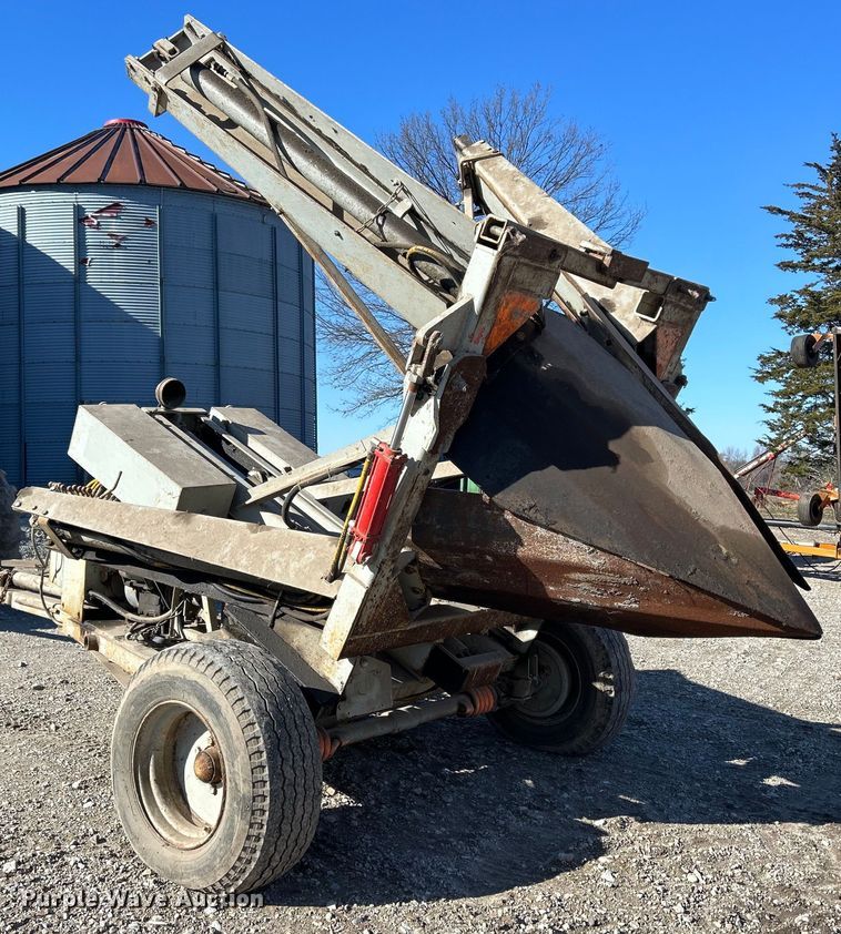 image for item DS0843 Tree spade