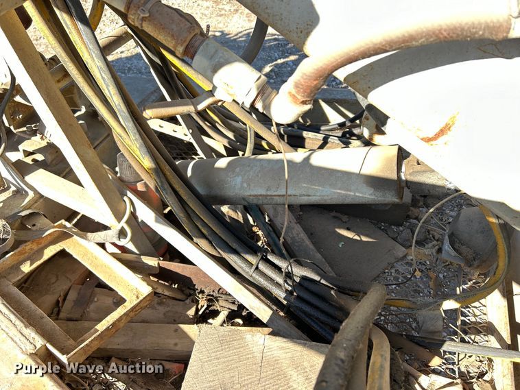 image for item DS0843 Tree spade