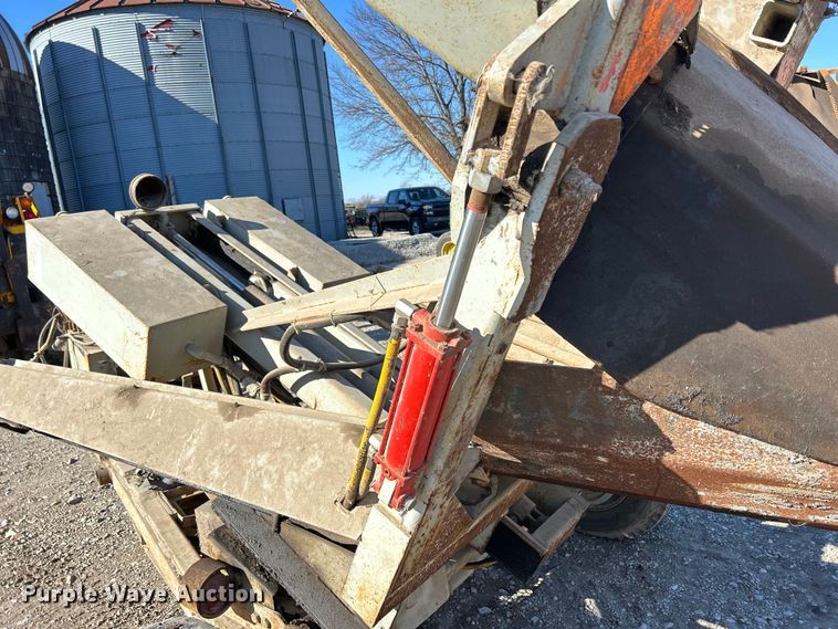 image for item DS0843 Tree spade