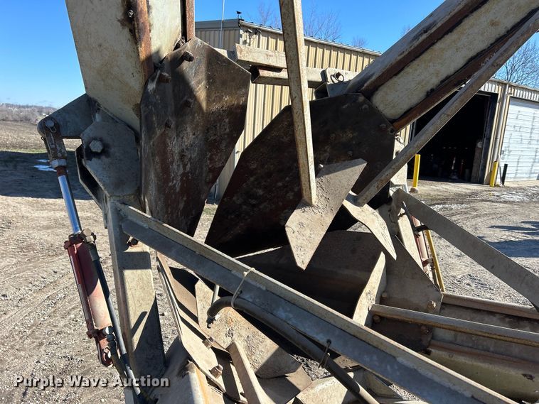 image for item DS0843 Tree spade