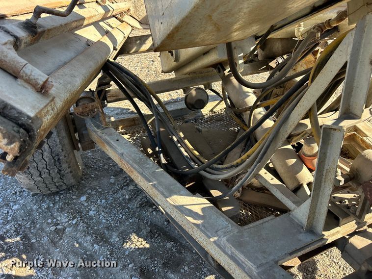 image for item DS0843 Tree spade