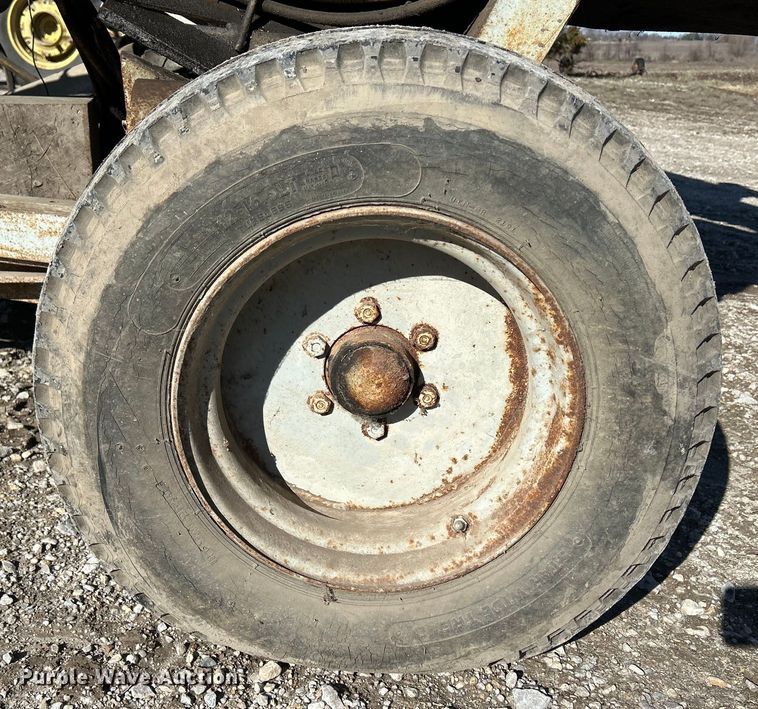 image for item DS0843 Tree spade