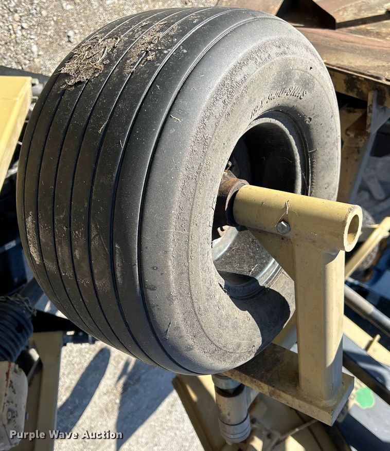 image for item DS0844 Land Pride  AFM4522 batwing finish mower