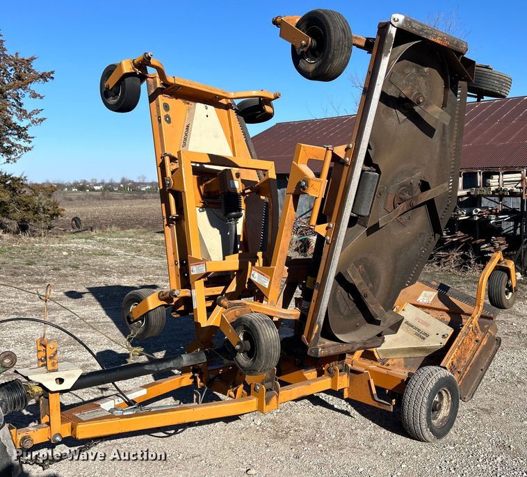 image for item DS0845 1995 Woods 9204 batwing finish mower