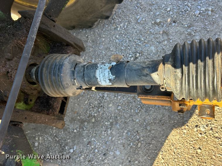 image for item DS0845 1995 Woods 9204 batwing finish mower