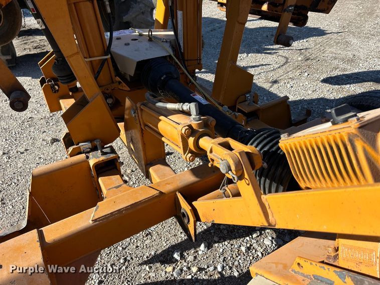 image for item DS0845 1995 Woods 9204 batwing finish mower