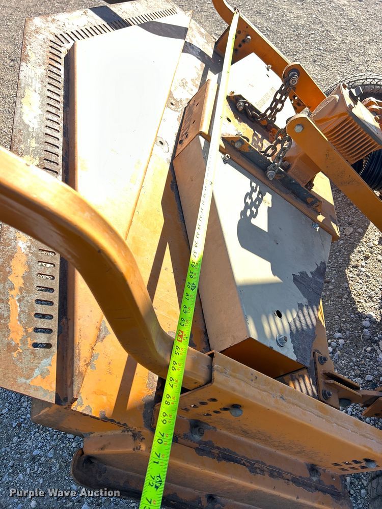 image for item DS0845 1995 Woods 9204 batwing finish mower