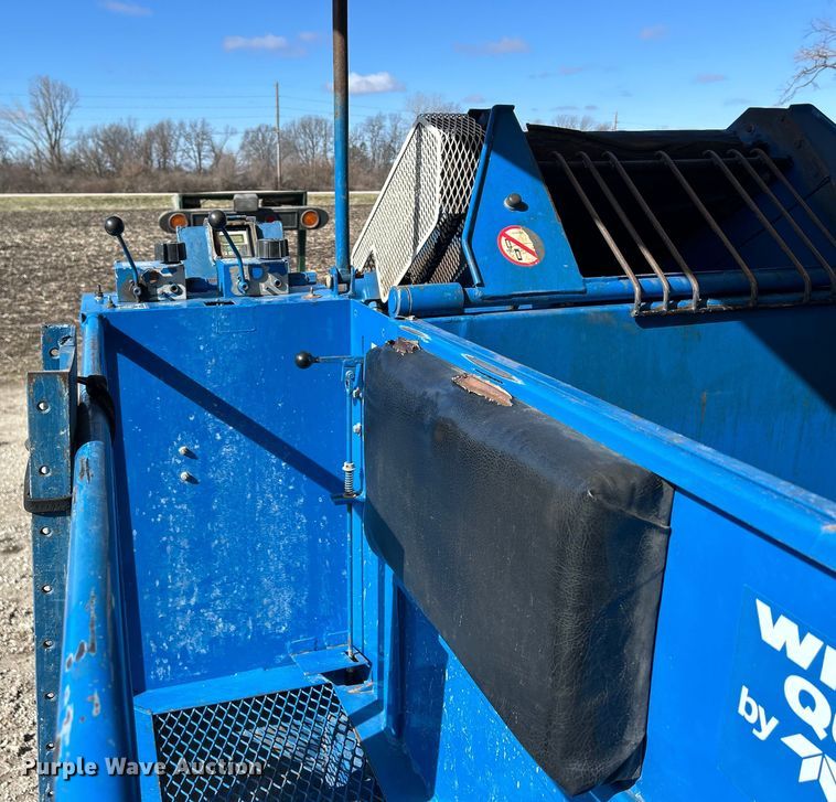 image for item DS0846 Teledyne Princeton  Winchester Quick Hitch sod harvester