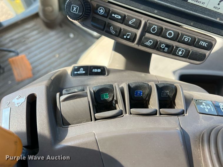 image for item DS2881 2019 John Deere 6155R MFWD tractor