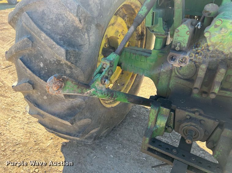 image for item DS2882 1974 John Deere 4630 tractor