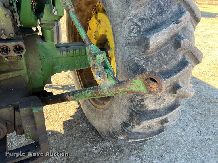 image for item DS2882 1974 John Deere 4630 tractor