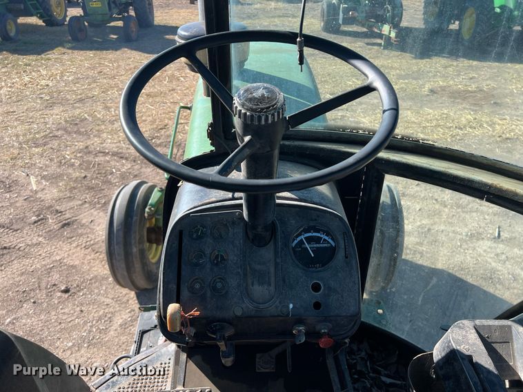 image for item DS2882 1974 John Deere 4630 tractor