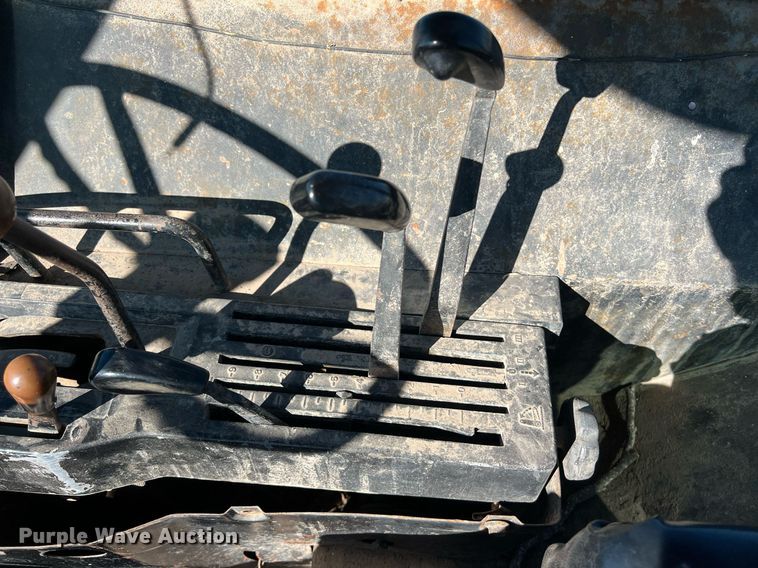 image for item DS2882 1974 John Deere 4630 tractor